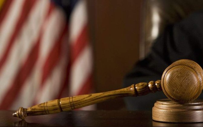 Отсидевший в тюрьме по ошибке американец стал миллионером