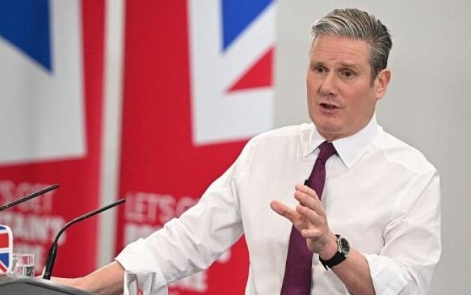 Стармер не собирается уходить