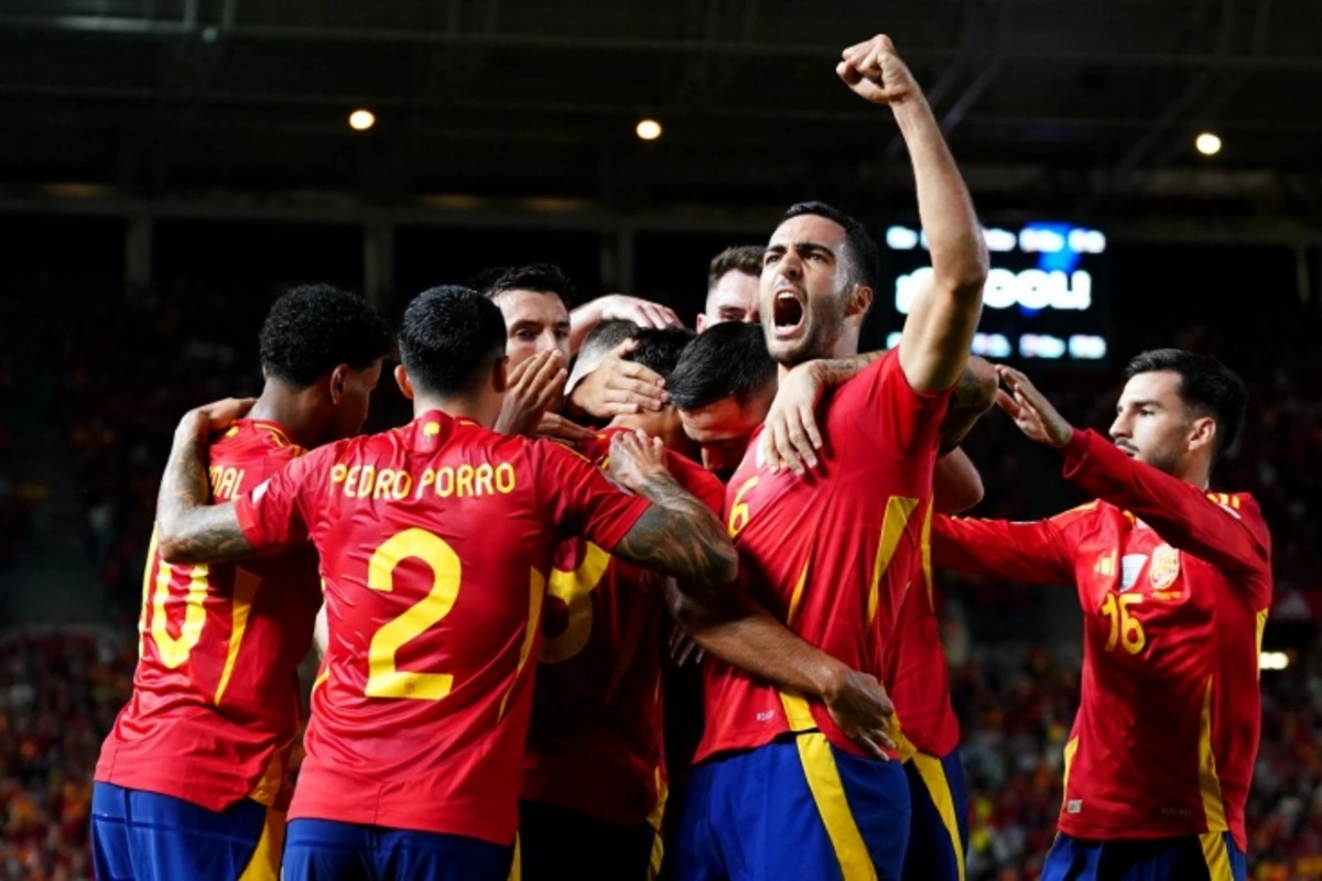 İspaniya millisi dünya rekordunu təkrarladı