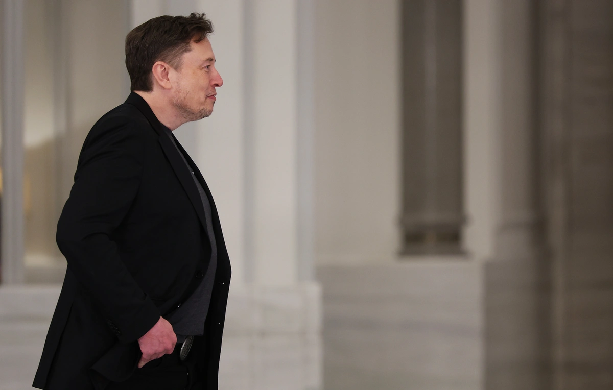 Maskın qazancı ABŞ-dəki bütün ibtidai sinif müəllimlərinin toplam gəlirlərindən çoxdur