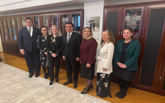 Hikmət Hacıyev və ABŞ Dövlət katibinin müavini Ermənistanla münasibətləri müzakirə edib