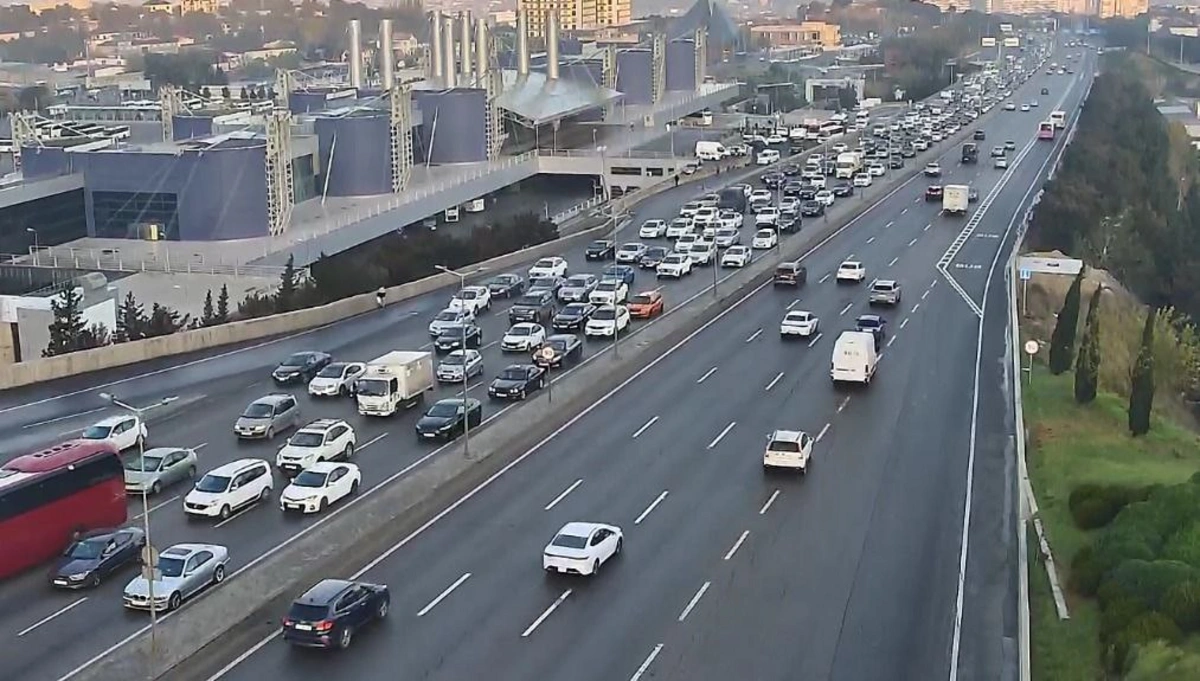 Paytaxtda sıxlıq olan küçələrin SİYAHISI