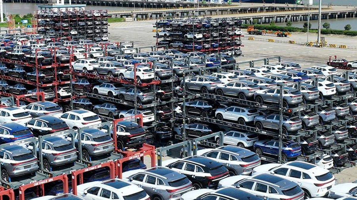 Çin üç ildir avtomobil ixracında liderliyini qoruyur