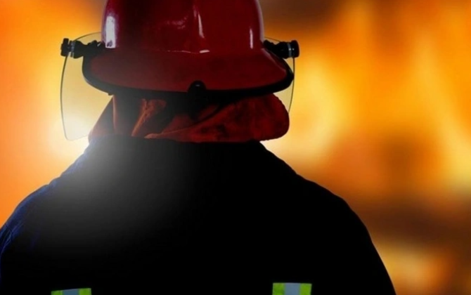 Sumqayıtda ev yanıb, ər-arvad tüstüdən zəhərlənib