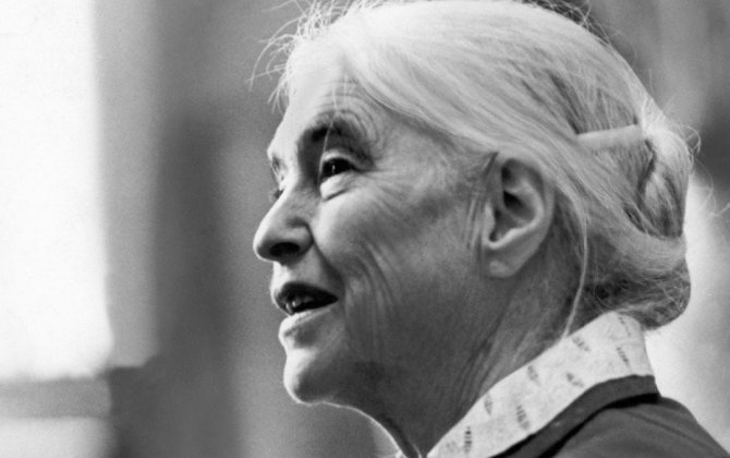 Sevdiyi rəssamın adını təxəllüs götürən alman kommunist yazıçı - O, Hitlerə necə yanaşırdı?