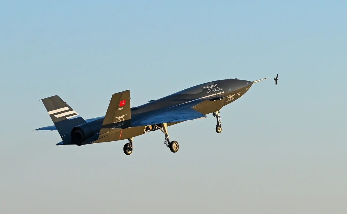 Беспилотный боевой самолет Bayraktar Kızılelma установил мировой рекорд
