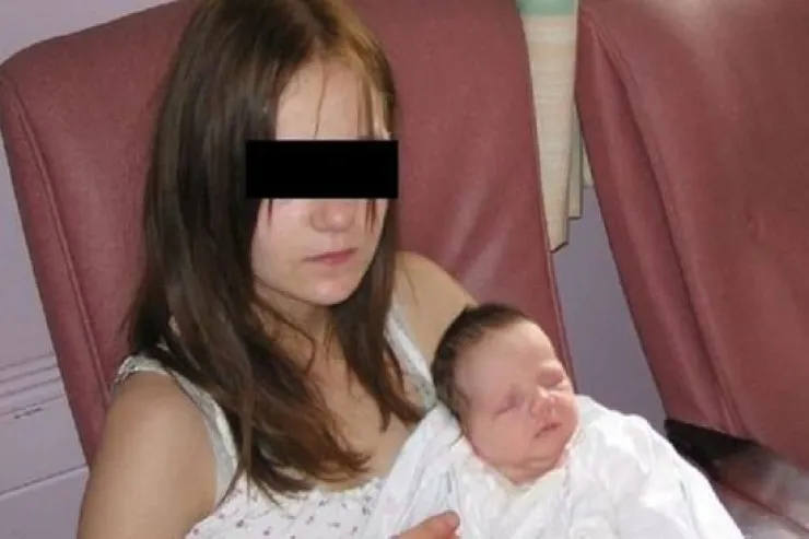 Azərbaycanda sevdiyi qızın 13 yaşlı bacısını hamilə qoyan 23 yaşlı şəxsə HÖKM OXUNDU