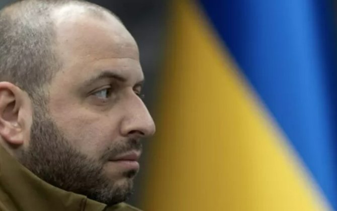 Умеров на фоне коррупционного скандала вернулся в Украину