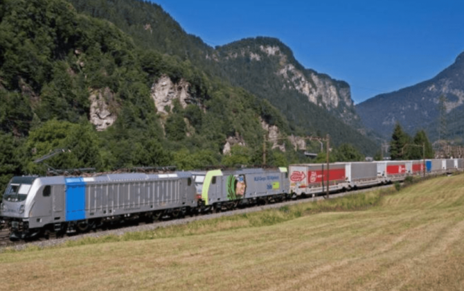 İran Türkiyə ilə dəmir yolu şəbəkəsini qısaldacaq xəttin tikintisinə başlayır...