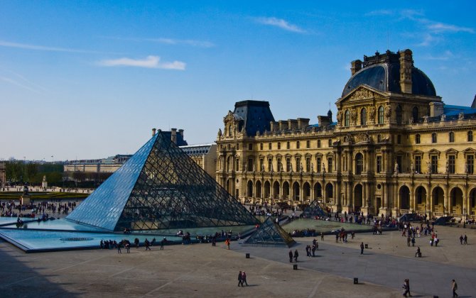 Лувр ищет подрядчика для реализации масштабного плана безопасности