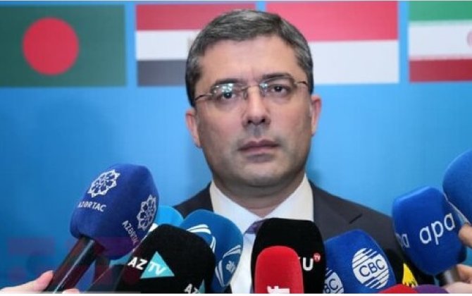 Əhməd İsmayılov: 