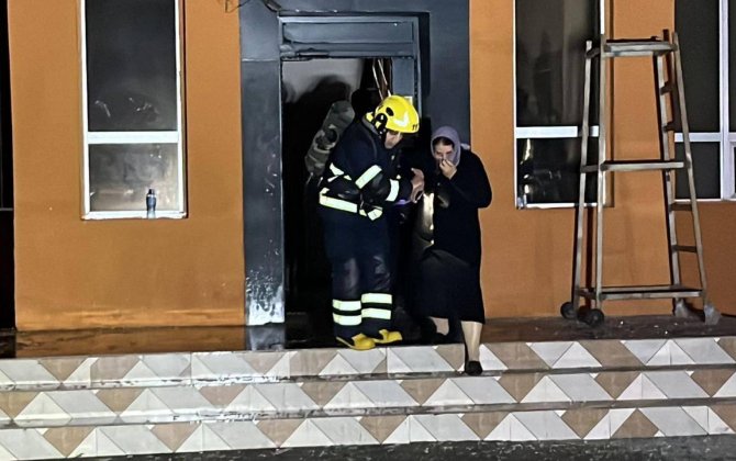 Возбуждено уголовное дело по факту пожара в жилом доме на Ясамале