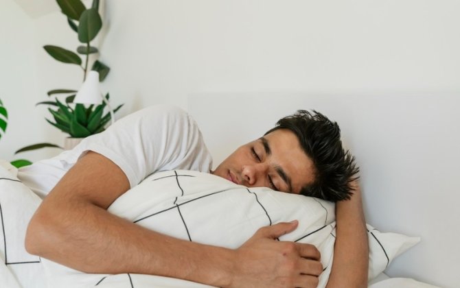 Gecələr işıqları yandırıb yatmaq ağır xəstəlik yaradır