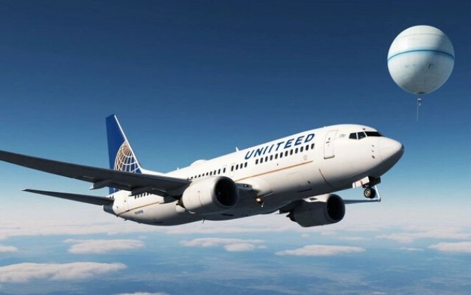 NYP: самолет United Airlines столкнулся с метеозондом на высоте 11 км