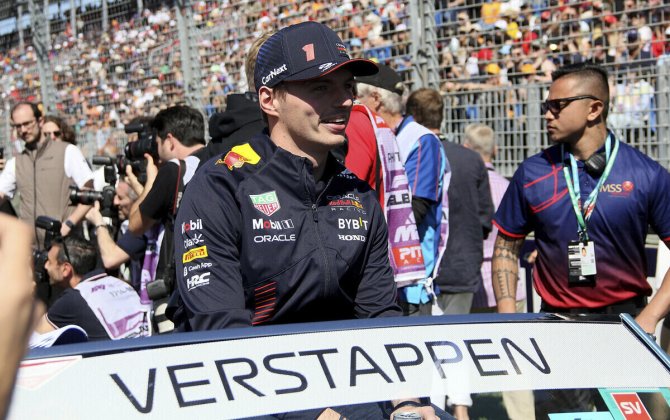 Ферстаппен выиграл Гран-при Лас-Вегаса