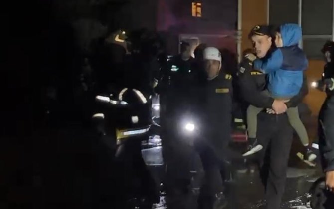 Стало известно состояние здоровья пострадавших при пожаре в жилом доме в Баку