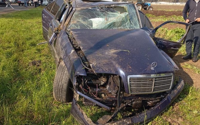 Cəlilabadda avtomobil aşdı - Xəsarət alan var 