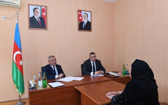 Rövşən Rzayev keçmiş məcburi köçkünlərin müraciətləri dinlədi - FOTOLAR