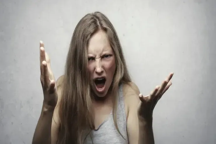 BÜRCLƏRİN amansız qadınları – Qəzəblənəndə qorxulu olurlar