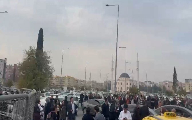 Məhkəmə binasında partlayış baş verdi - Yaralananlar var