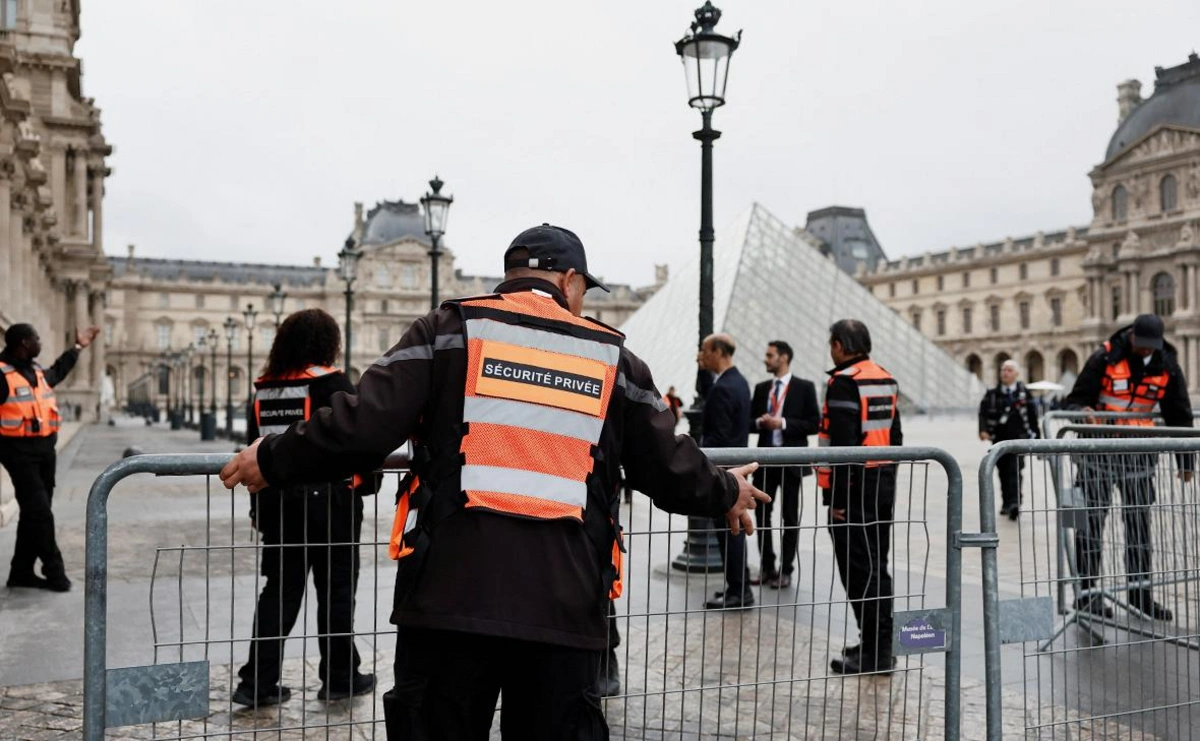 Luvr muzeyini qarət etməkdə şübhəli bilinən daha üç nəfər saxlanılıb