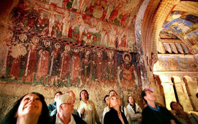 Türkiyə erməni kilsəsinə 1,4 milyon dollar ayırdı