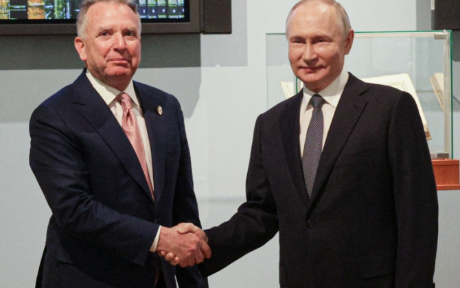 Tramp: Uitkoff Putinlə görüşmək üçün Moskvaya gedəcək