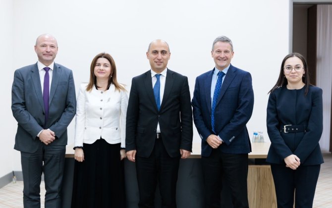 Emin Əmrullayev Mərkəzi Asiya Universitetinin rəhbər heyəti və QS prezidenti ilə görüşdü - FOTOLAR