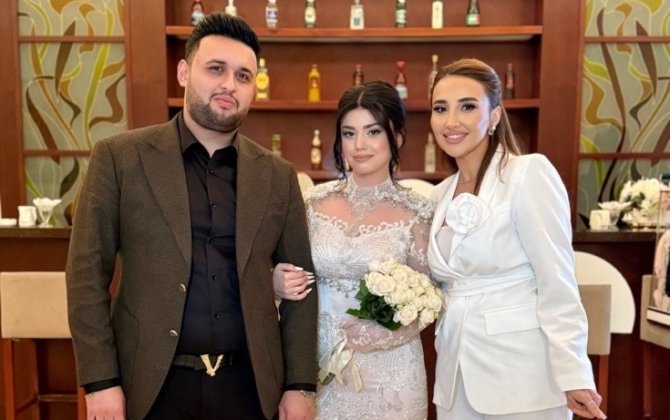 Tacir Şahmalıoğlunun övladının nişanından VİDEO