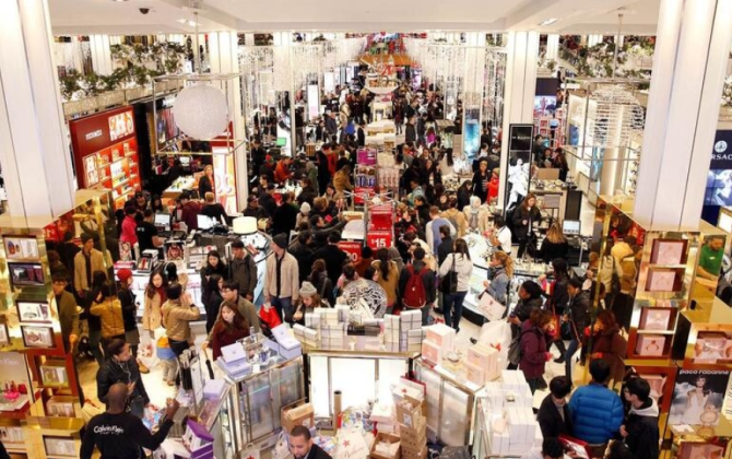 “Black Friday” mifi: “Anbarda qalan malları endirim adı ilə satırlar”