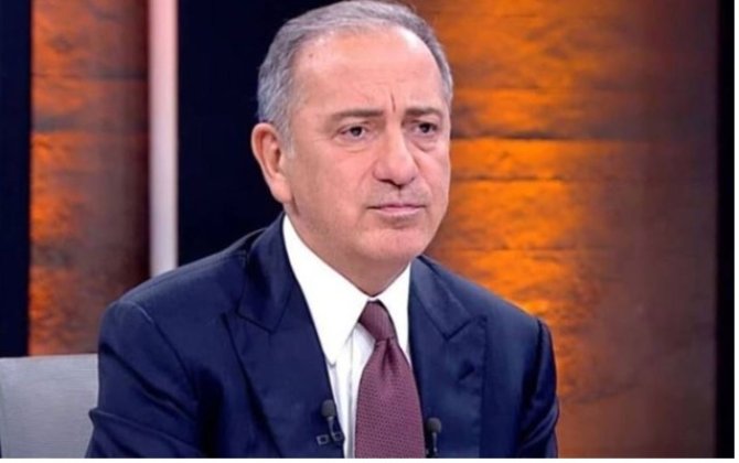 Jurnalist Fatih Altaylıya HÖKM OXUNDU