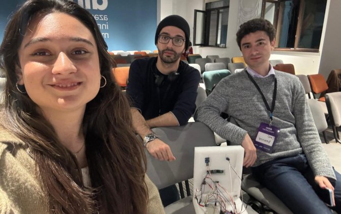 Qərbi Kaspi Universitetinin komandası hakatonda ll yerə layiq görüldü və 1500$ mükafat qazandı