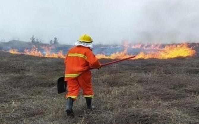 Ermənistanda yanğınsöndürmə zamanı xilasedici avtomobil qəzaya uğrayıb