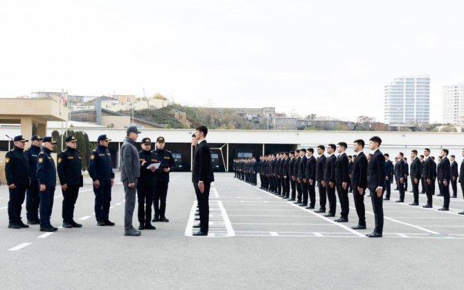 Vilayət Eyvazov sıra baxışı keçirib - VİDEO