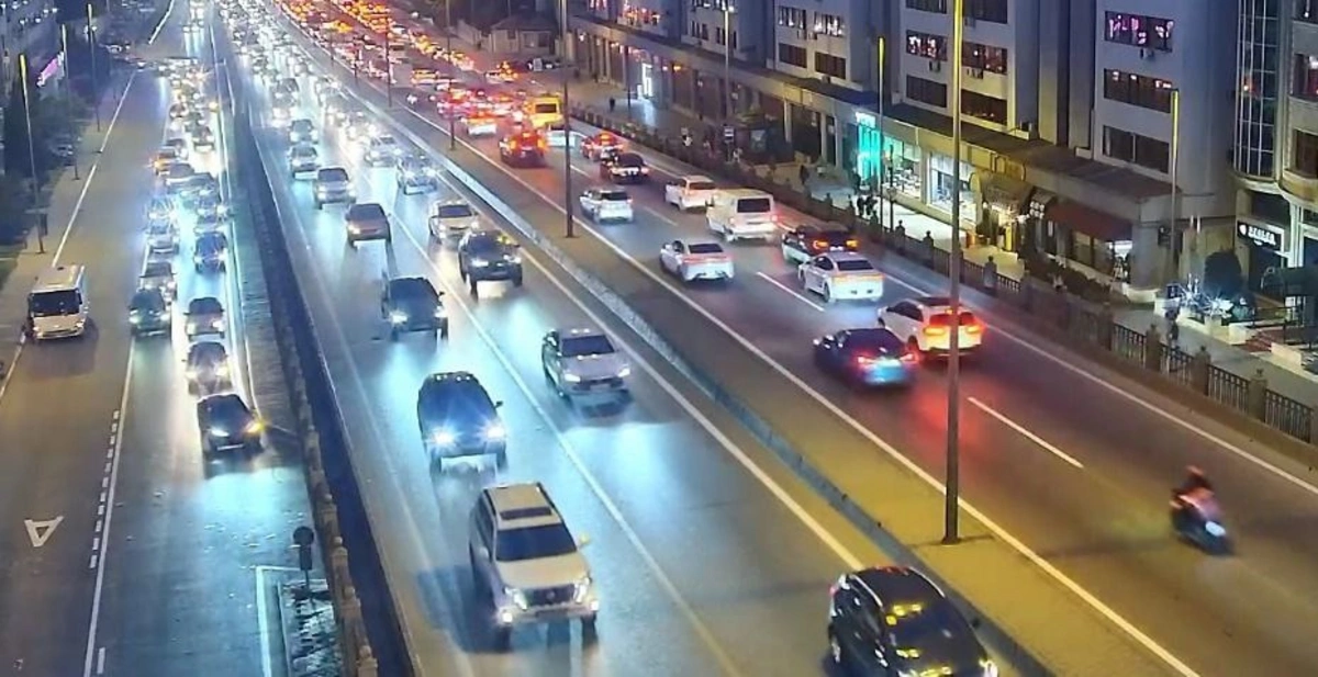 Paytaxtda sıxlıq olan küçələrin SİYAHISI