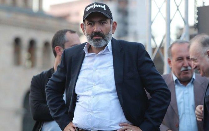 Paşinyana alma atan şəxs bəraət verildi