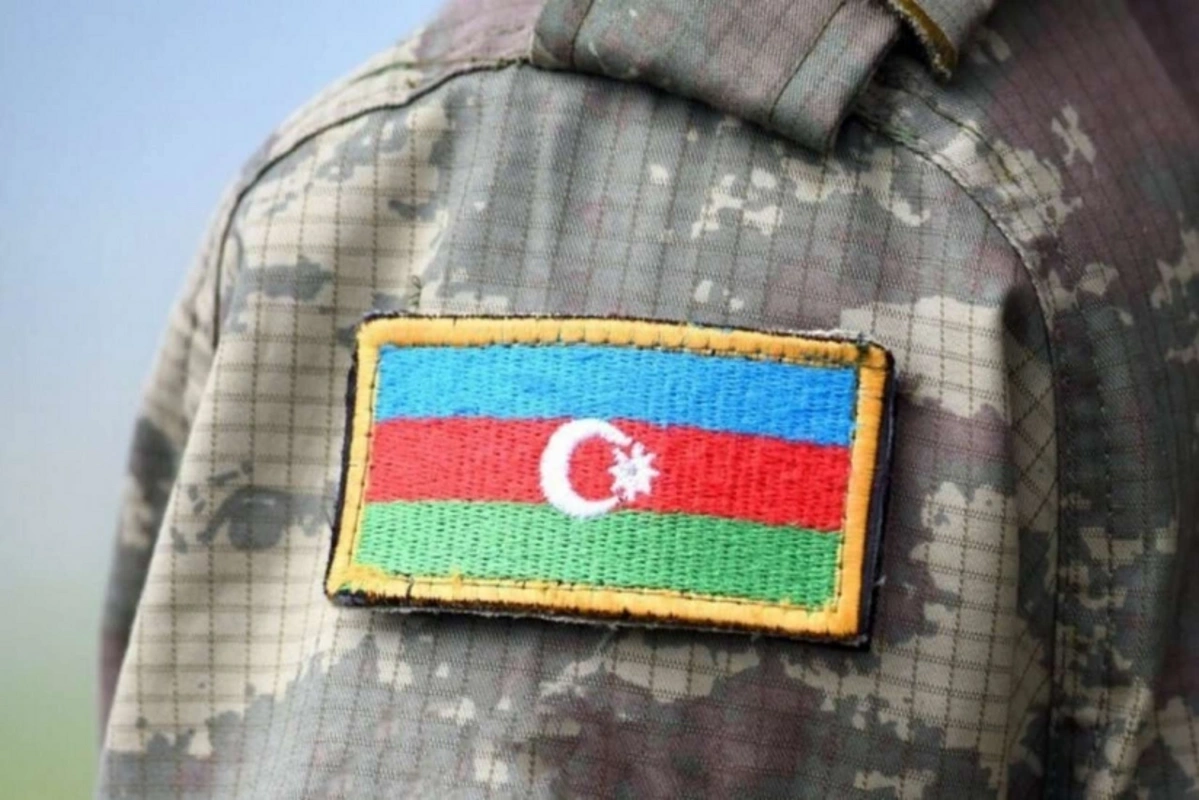 Laçında hərbçimiz minaya düşdü