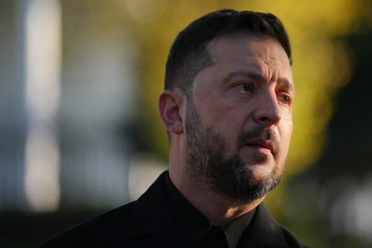 Zelenski gələn həftə sülh prosesinə dair “vacib danışıqlar”da iştirak edəcəyini açıqlayıb
