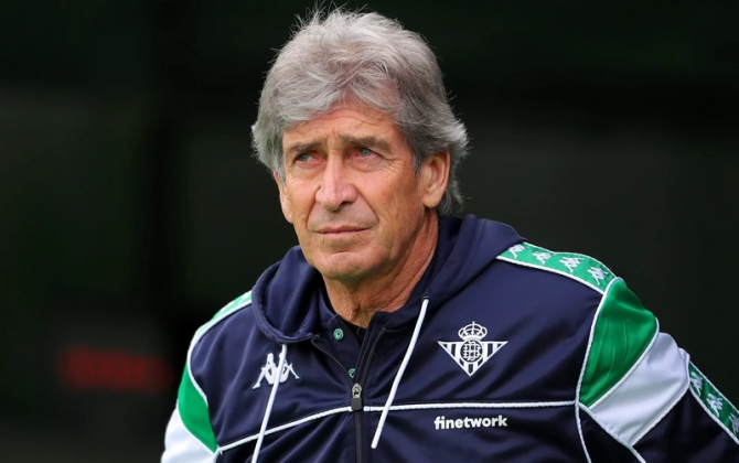 İspaniya klubu baş məşqçisi ilə müqavilənin müddətini uzadıb