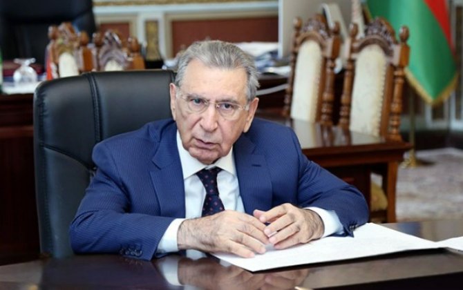 Ramiz Mehdiyev Dil Komissiyası sədrinin müavini vəzifəsindən azad edilib