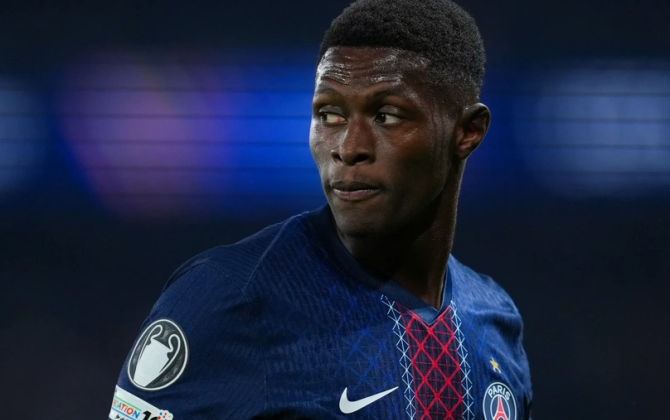 PSJ-nin futbolçusu zədələnərək sıradan çıxıb