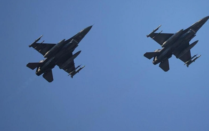 Polşa Rusiyanın Ukraynaya zərbələri səbəbindən qırıcılarını havaya qaldırıb