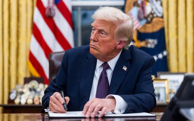 Tramp Venesuela üzərində hava məkanının tam bağlanacağını bildirdi