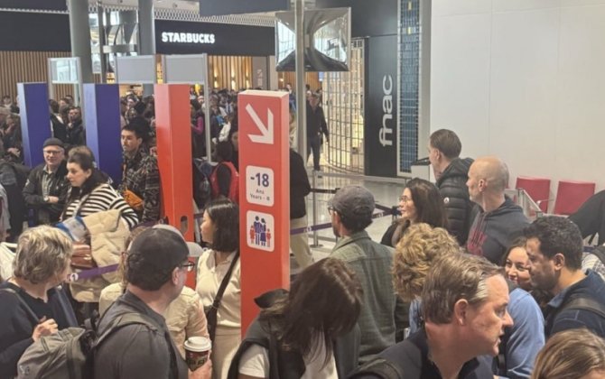 FÖVQƏLADƏ VƏZİYYƏT: 100-lərlə reys ləğv edildi, 6 min təyyarə TƏHLÜKƏ ALTINDA