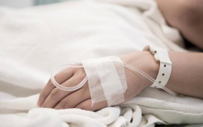 Bakıda məktəbin həyətində infarktdan ölən gəncin FOTOSU