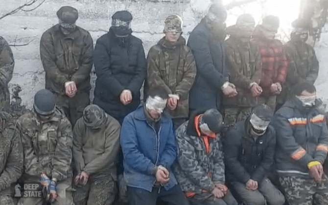 Ukrayna döyüşçüləri yalnız bir kəndin təmizlənməsi zamanı 53 işğalçını öldürdü...-19 əsir...-XƏRİTƏ- VİDEO