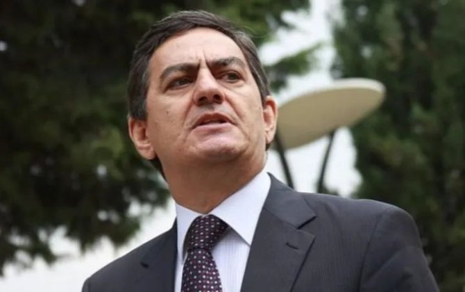 Xoruzun quyruğu göründü - Millət vəkili Əli Kərimlinin həbsindən yazdı