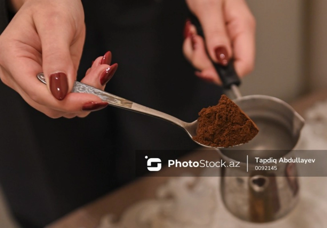 Kafe-restoran sektoru təşvişdə: Qəhvə qiymətləri rekord həddə çatıb