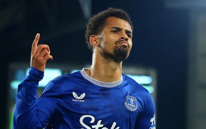 Топ-клубы АПЛ интересуются нападающим 