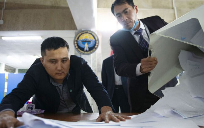 Qırğızıstanda növbədənkənar parlament seçkiləri başa çatdı